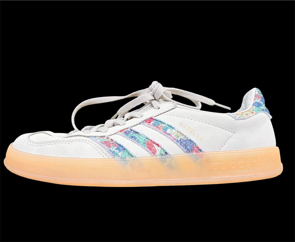 adidas Gazelle Floral Embroidered Size 6.5 Shoes Off White Excellent Condition!